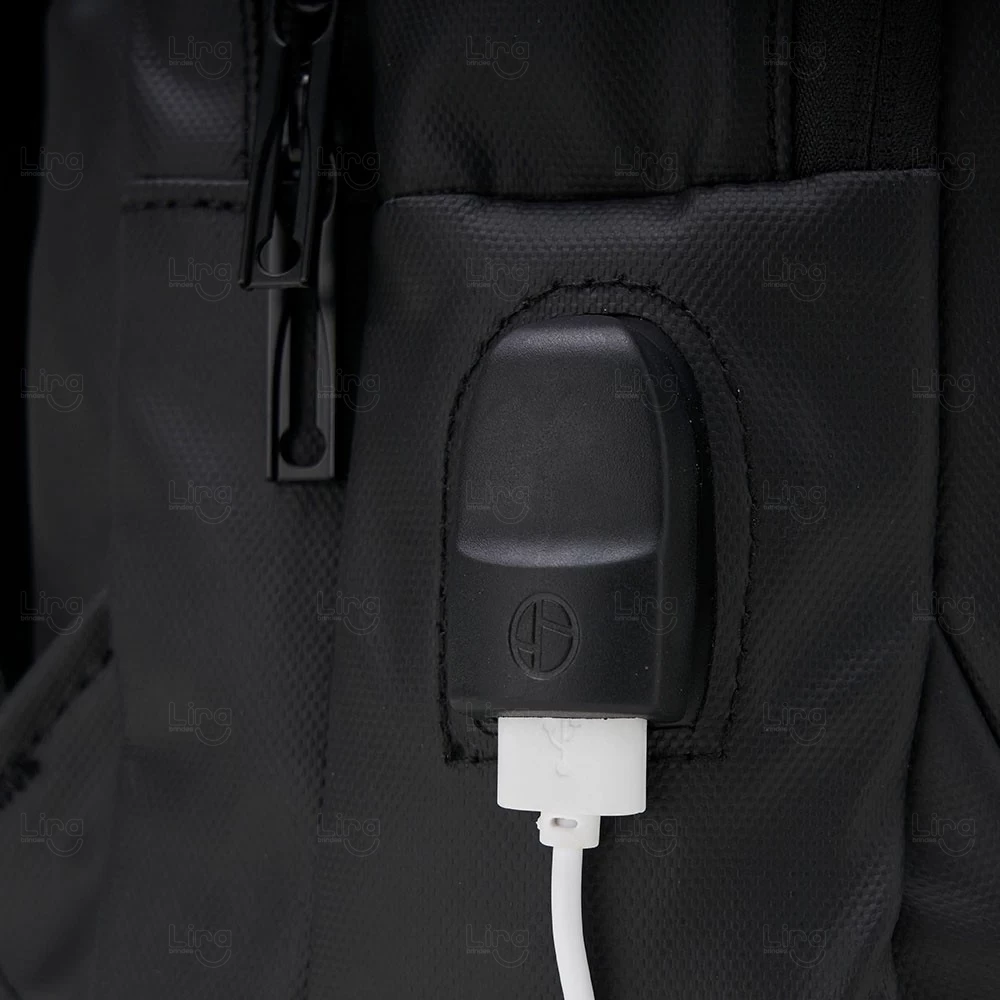 Mochila Couro Sintético Impermeável 20L Antifurto Personalizada 
